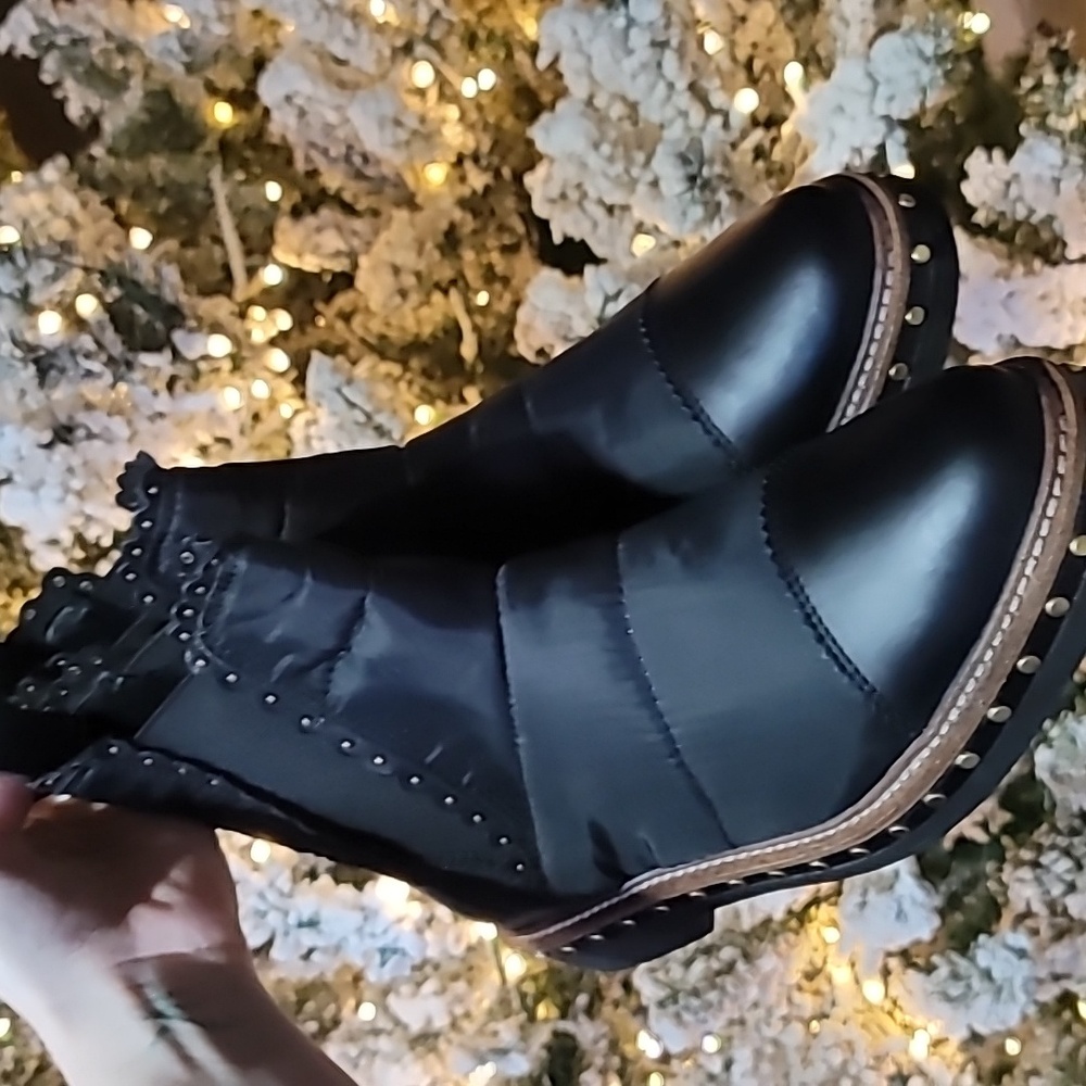 Free People Womens Atlas Puffer Studded Chelsea Boots Size EU 36.5